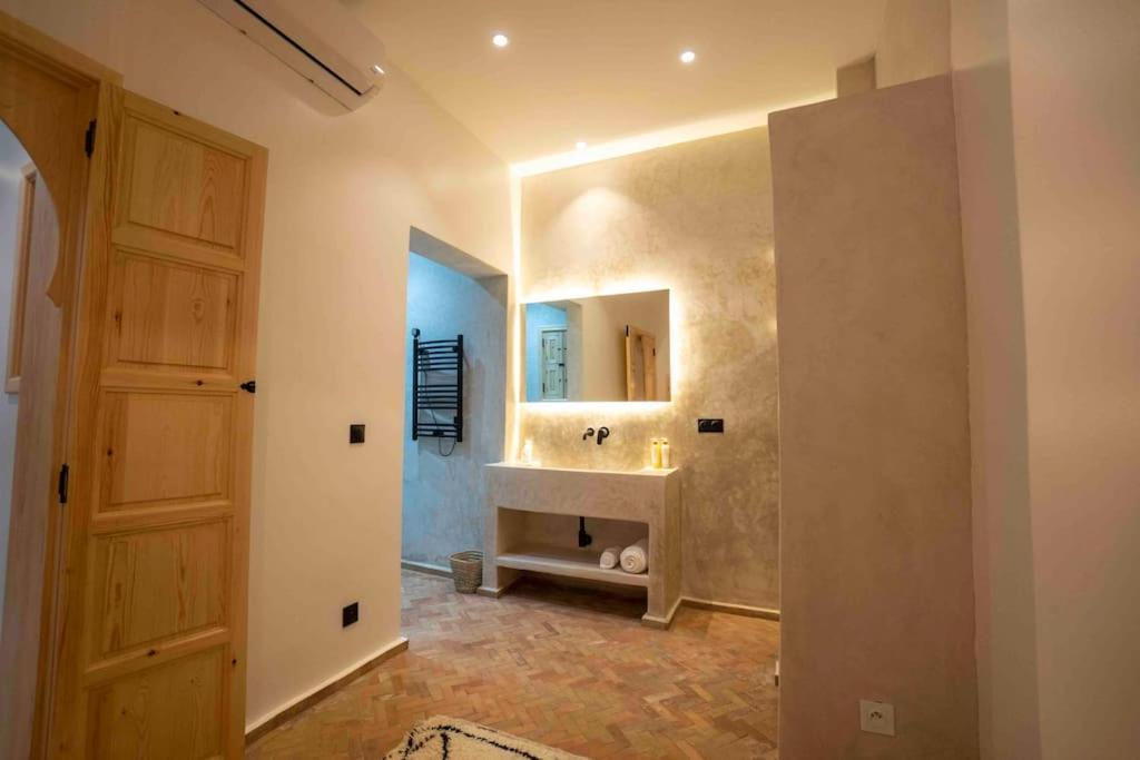 Riad Zhor Tanger - Medina Екстериор снимка