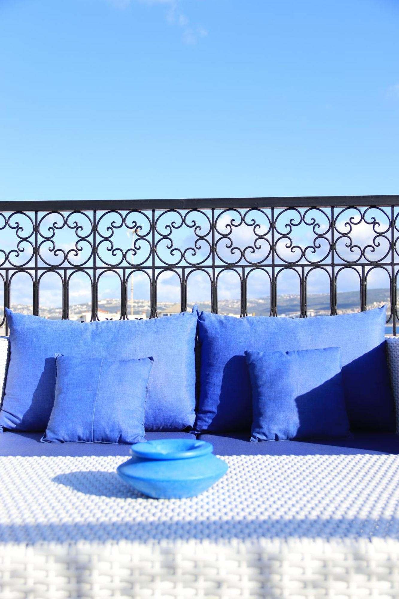 Riad Zhor Tanger - Medina Екстериор снимка