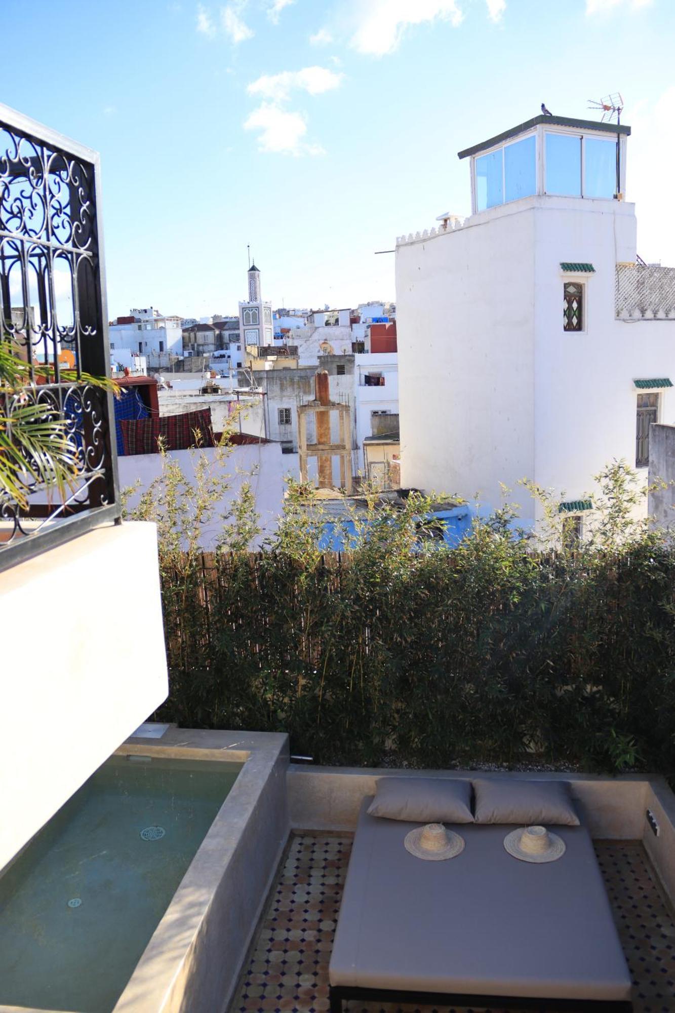 Riad Zhor Tanger - Medina Екстериор снимка